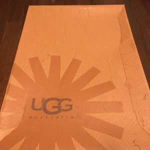 Uggs black and grey size 10